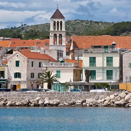 Lägenhet In With Air Conditioning, Wifi, Dishwasher, Pool 4932-5 Vodice