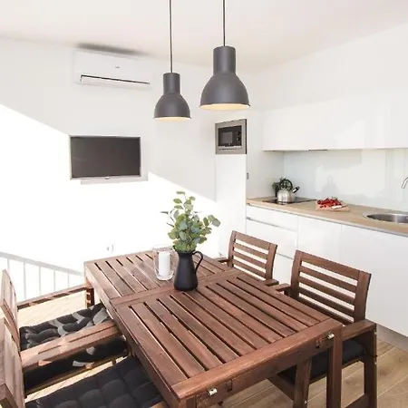 Apartment In With Air Conditioning, Wifi, Dishwasher, Pool 4932-5 Vodice