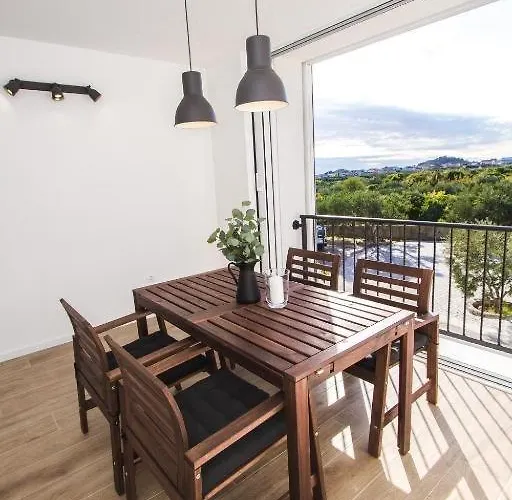 In With Air Conditioning, Wifi, Dishwasher, Pool 4932-5 Apartamento Vodice