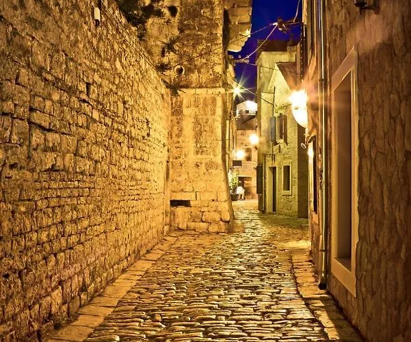 Apartamento In With Air Conditioning, Wifi, Dishwasher, Pool 4932-5 Vodice