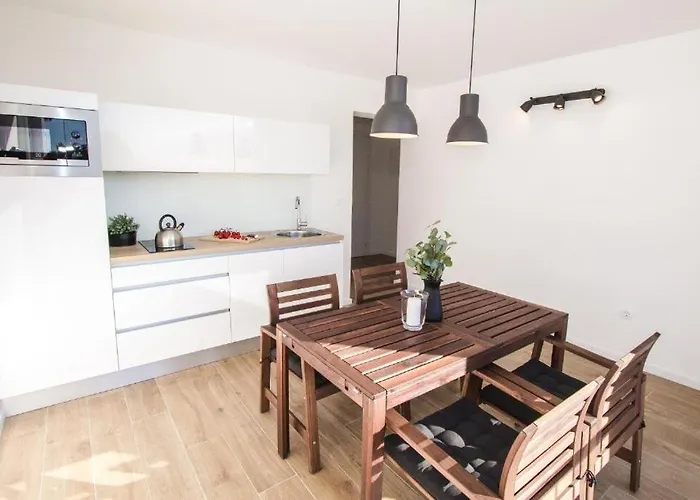 Apartamento In With Air Conditioning, Wifi, Dishwasher, Pool 4932-5 Vodice